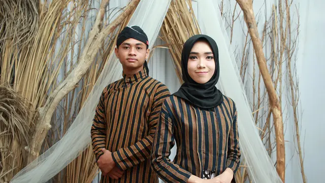 kebaya-kezo