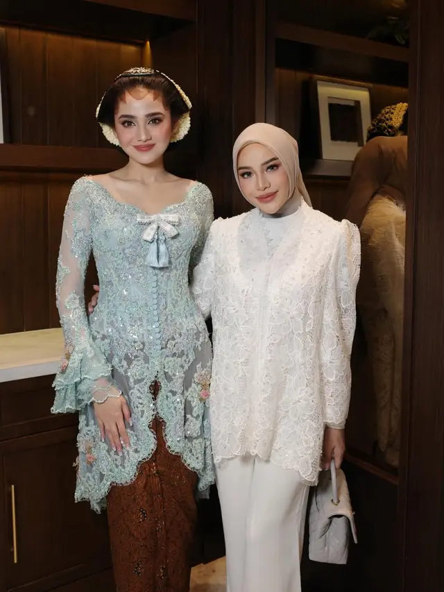 Aurel Hermansyah Hadir di Siraman dan Pengajian Syifa Hadju. [@aurelie.hermansyah]