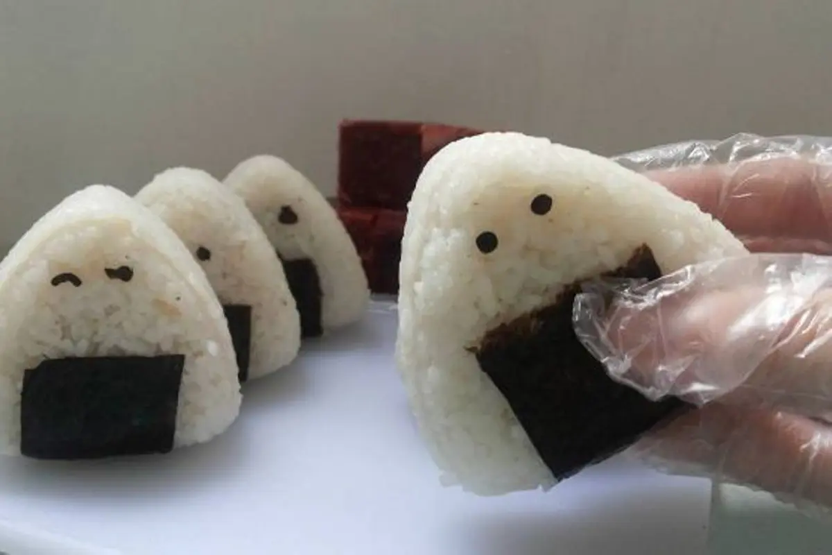 Pecinta Jepang, Ini 6 Onigiri Lucu Wajib Icip!