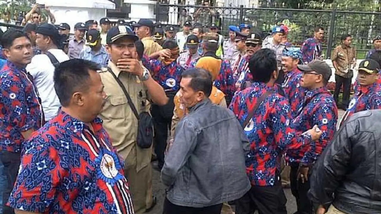 Aksi Selfie Perangkat Desa