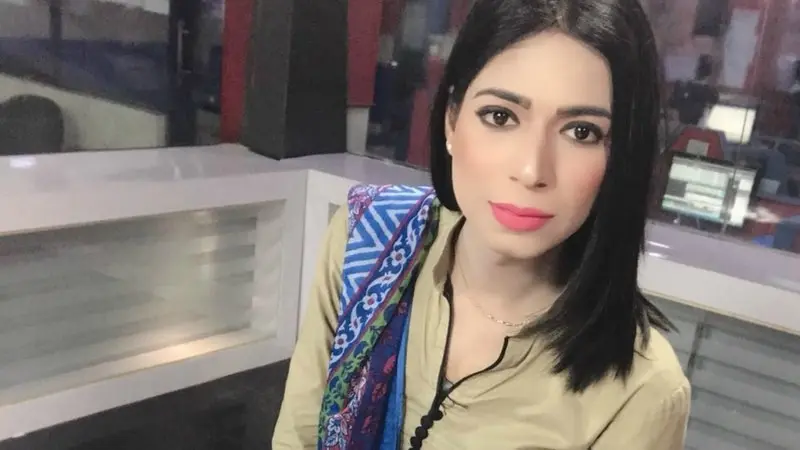 Marvia Malik, sosok presenter transgender pertama di sejarah pertelevisian Pakistan (AFP)