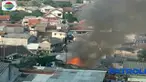 Api dengan cepat menjalar sejumlah rumah yang diduga akibat kompor yang menyala.