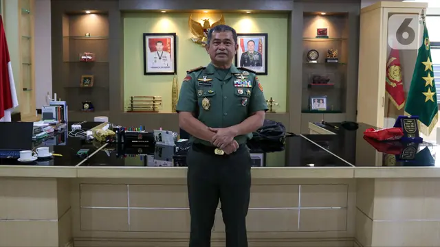 Pangkostrad Letjen TNI Maruli Simanjuntak
