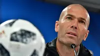 Pelatih Real Madrid, Zinedine Zidane, menilai Gremio adalah tim yang memiliki kemampuan teknik yang kuat secara fisik dan bagus dalam serangan balik. (AFP/Giuseppe Cacace)