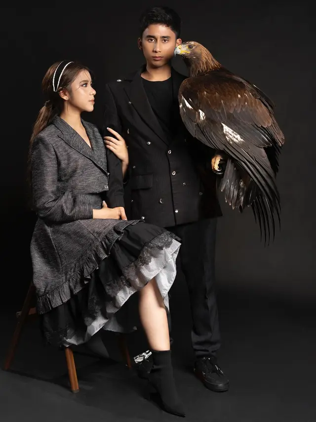 5 Pemotretan Terbaru Tiara Andini dan Alshad Ahmad Bersama Elang Ini Curi Perhatian