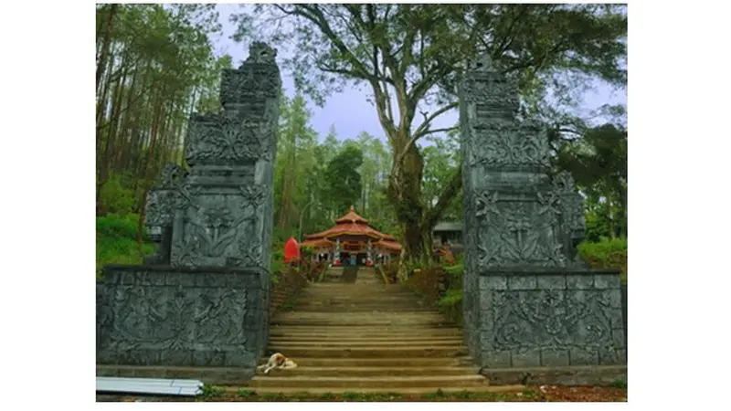 5 Fakta Menarik Kraton Gunung Kawi, Pertapaan Para Raja