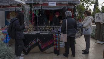 Musim Belanja Jelang Natal Warga Palestina Dimulai