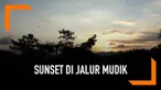 Jika kebetulan melintas di jalur perbatasan Banyuwangi-Jember, Jawa Timur. Ada sebuah rest area di pinggir jalur mudik Gunung Gumitir yang mungkin cocok untuk beristirahat. Terdapat beberapa wahana secara gratis dan yang paling menarik adalah menikma...