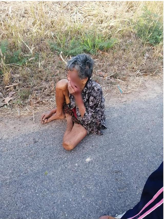 Bikin Miris, Pria Ini Siksa dan Biarkan Sang Nenek Tidur di Jalan