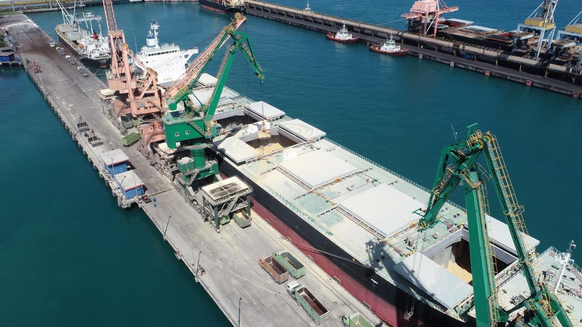 Krakatau International Port, Pelabuhan Curah Kering Terbesar di ...