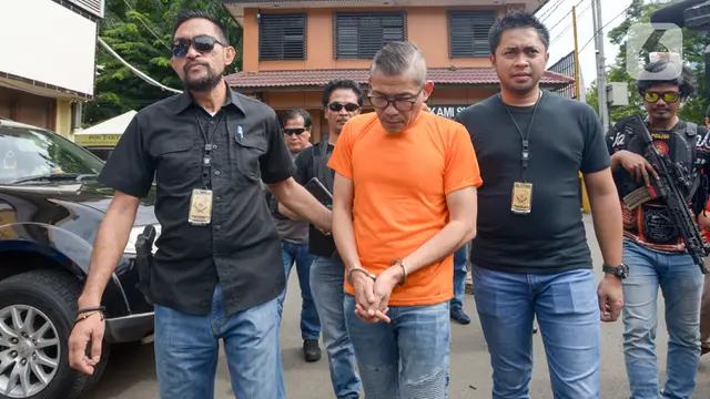 Dibekuk, Pengemudi yang Cekik Polantas di Tol Angke Tertunduk