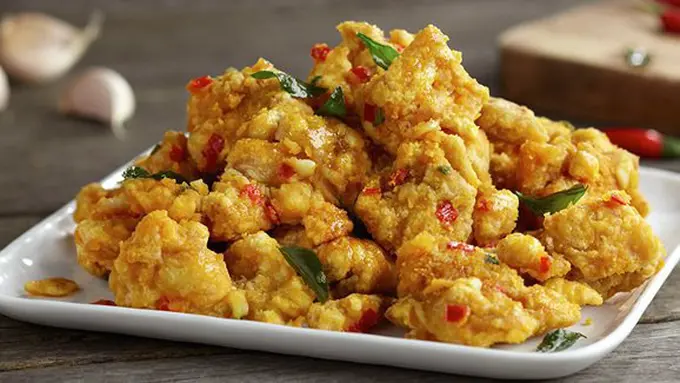 Ayam krispi saus telur asin/copyright Knorr Singapore