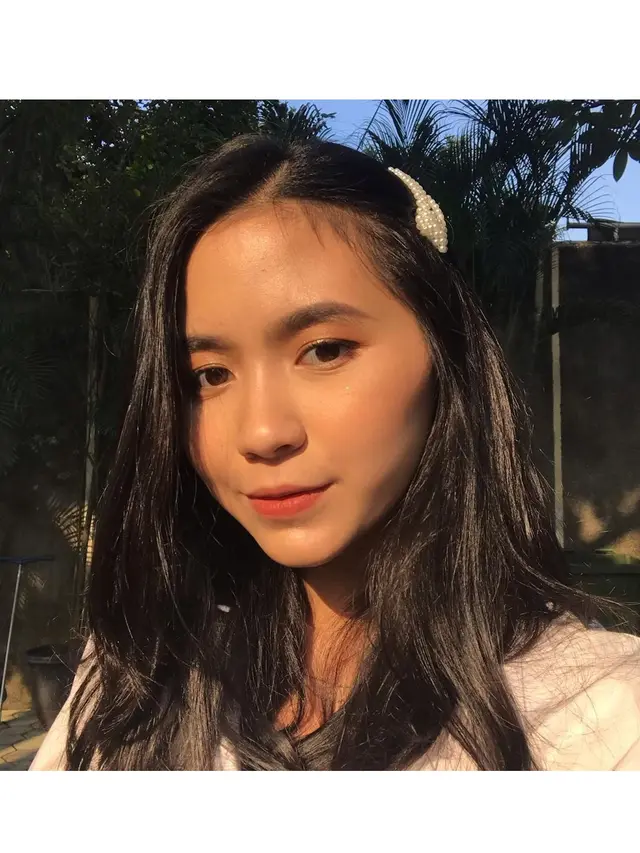 6 Potret Terbaru Shilla Mantan Personel Grup Blink yang Makin Manis