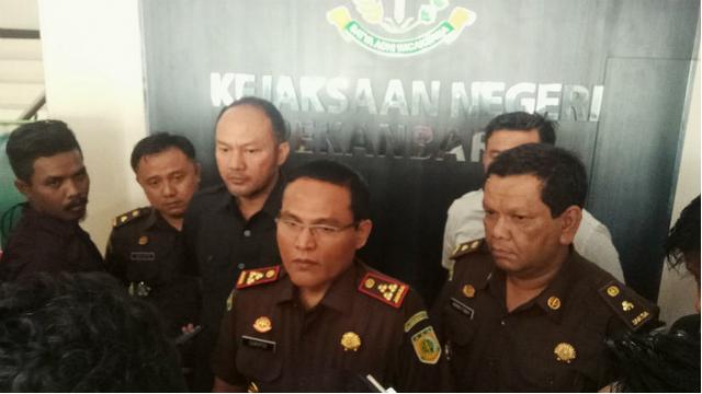 Polemik Penahanan 3 Dokter Bedah RSUD Arifin Achmad Pekanbaru terkait Korupsi Alkes