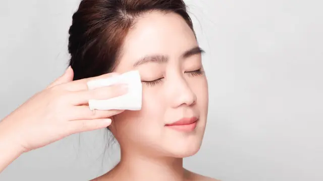 Bebas Kulit Kusam, Ini 12 Tips Perawatan yang Ampuh Bikin Wajah Makin Cerah Bercahaya