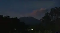 Gunung Agung Erupsi Lagi, Abu Vulkanik Setinggi 500 Meter