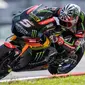 Pebalap Yamaha Tech 3, Johann Zarco, yakin bisa bersaing meraih kemenangan pada seri pembuka MotoGP 2018 di Sirkuit Losail, Qatar. (AFP/Mohd Rasfan)