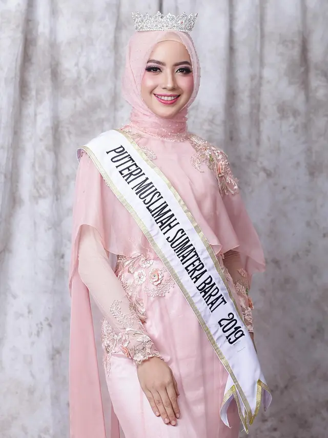 Laidatul Azura - Runner Up 2 Puteri Muslimah Indonesia
