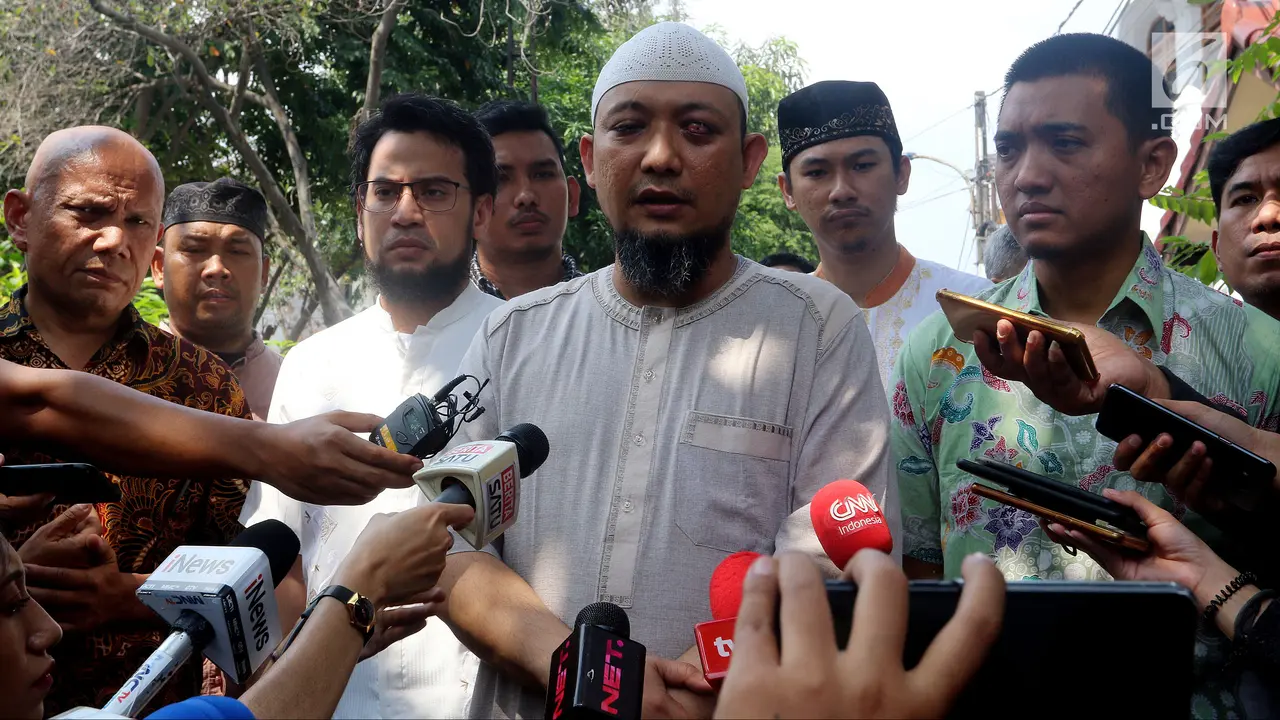 WP KPK Silaturahmi Idul Fitri ke Rumah Novel Baswedan