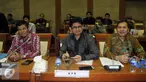 Ki-ka: Ketua PPATK Muhammad Yusuf, Wakil Ketua KPK Laode M Syarif dan Saut Situmorang saat mengikuti Rapat Dengar Pendapat (RDP) dengan Komisi XI di Komplek Parlemen Senayan, Jakarta, Selasa (26/04). (Liputan6.com/Johan Tallo)