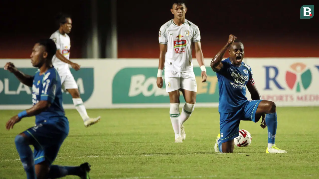 Persib Bandung vs PS Sleman