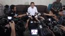 Suasana konferensi pers Ketua Fraksi PAN DPR RI, Tjatur Sapto Edy di Senayan, Jakarta, Rabu (11/3/2015).Tjatur mengatakan pengunduran dirinya karena harus ada penyegaran di tubuh PAN.(Liputan6.com/Andrian M Tunay)