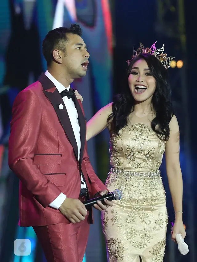 [Bintang] Ayu Ting Ting dan Raffi Ahmad