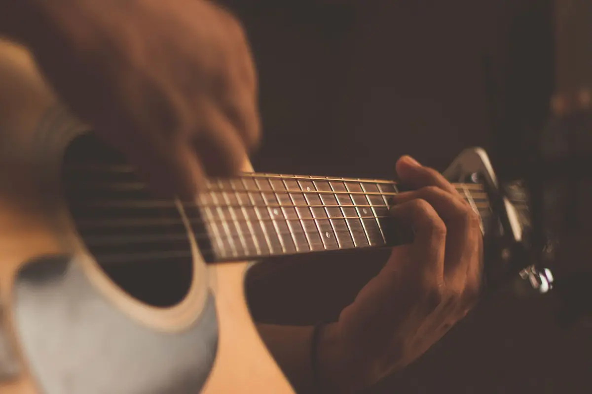 5 Cara Meningkatkan Daya Ingat, Main Alat Musik Salah Satunya