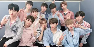 Akhirnya Wanna One merilis mini album 0+1=1 (I Promise You). Pada saat yang sama, mereka juga meluncurkan MV lagu andalan yang berjudul Boomerang. (Foto: Soompi.com)