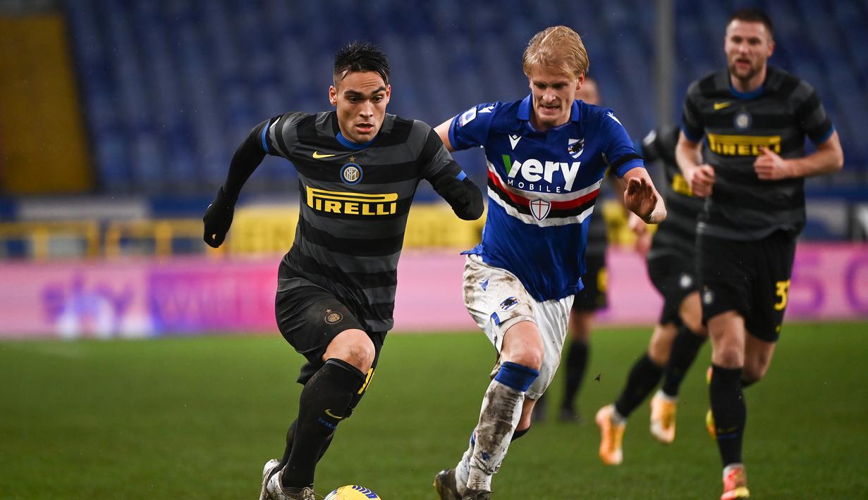 1. Pemain Sampdoria, Morten Thorsby (tengah) rata-rata berlari 11,695 km per laga dengan menit bermain mencapai 1.604 menit. (Foto: AFP/Marco Bertorello)