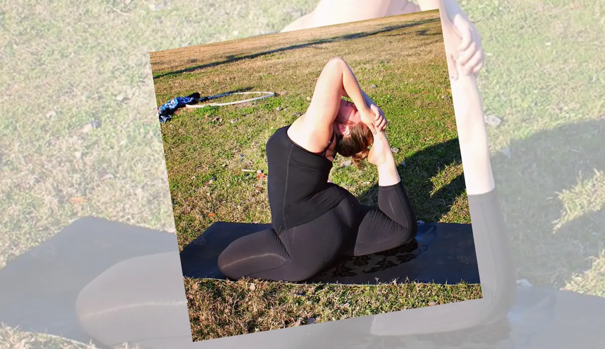Awalnya  selama bertahun-tahun, Dana Falsetti sempat menderita depresi dan gangguan pola makan. Namun sejak mengenal yoga, hidup wanita 22 tahun itu berubah lebih baik. (instagram.com/nolatrees)