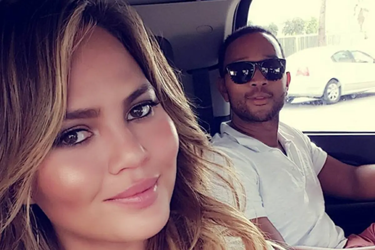 Chrissy Teigen dan John Legend 