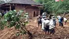 Puluhan rumah warga Pacitan, Jatim, rusak diterjang tanah longsor. Tidak ada korban jiwa, namun kerugian diperkirakan mencapai puluhan juta rupiah.