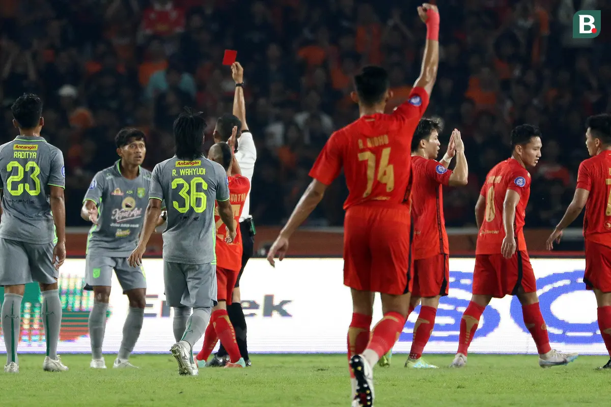 Persija Jakarta vs Persebaya Surabaya - BRI Liga 1 2023/2024