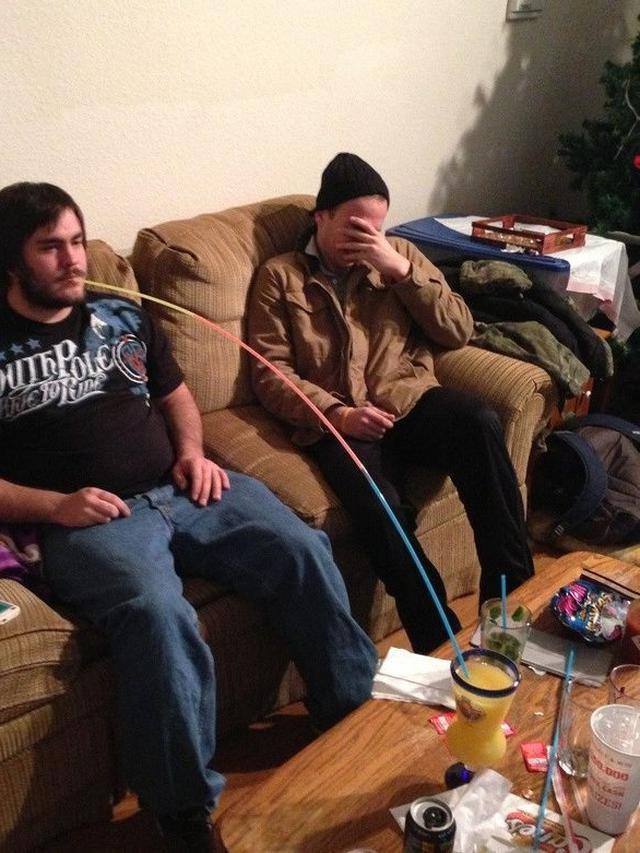 Terlalu Kreatif, 10 Potret Kelakuan Orang Malas Ini Bikin Tepuk Jidat