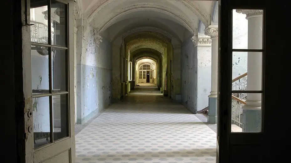 Lorong Rumah Sakit Beelitz-Heilstätten (Wikipedia/Cretive Commons)