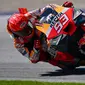 Aksi Marc Marquez saat mengikuti MotoGP Austria di sirkuit Red Bull Ring. Dia berhasil mengemas poin untuk pertama kali di balapan hari Minggu (AFP)