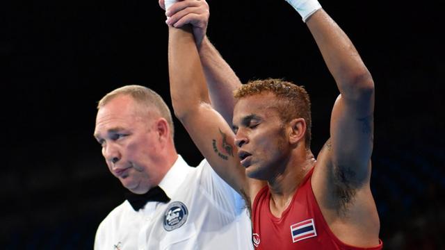 Amnat Ruenroeng 
