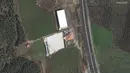 Gambar dari Citra satelit menunjukkan bangunan dan retakan garis patahan serta kerusakan bangunan setelah gempa bumi di Altinuzum, Turki, pada 7 Februari 2023. Terdapat kerusakan signifikan pada infrastruktur penting di seluruh wilayah tersebut. (Satellite image ©2023 Maxar Technologies via AP)