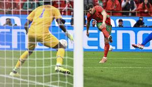 Pemain Timnas Maroko, Brahim Diaz mencetak gol ke gawang Tanzania pada ajang Piala Afrika. (SEBASTIEN BOZON / AFP)