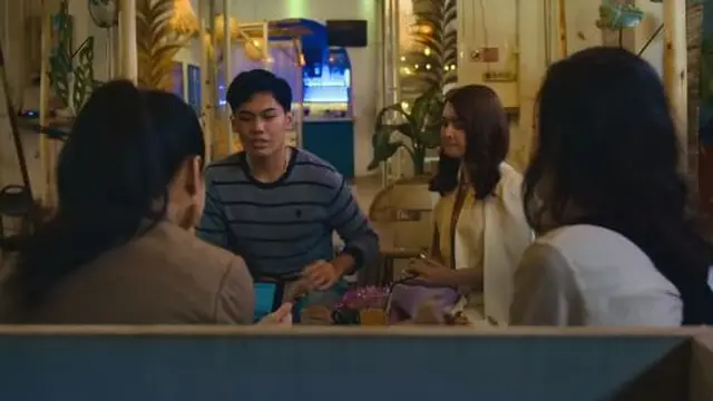 Nuca dan Michelle Ziudith dalam film Misi Kafe Biru (YouTube/Falcon)