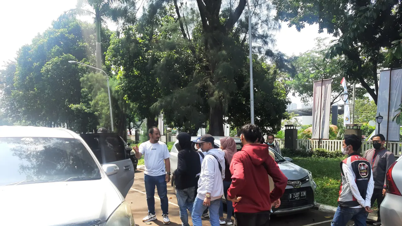 Andri mengaku terkejut jadi sasaran kepolisian. Padahal, ia tidak ikut-ikutan berunjuk rasa.