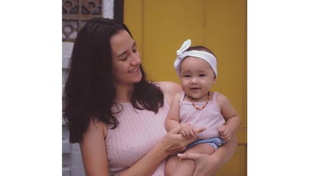 Lama Vakum, Ini 7 Potret Terbaru Dahlia Poland yang Jadi Mama Muda