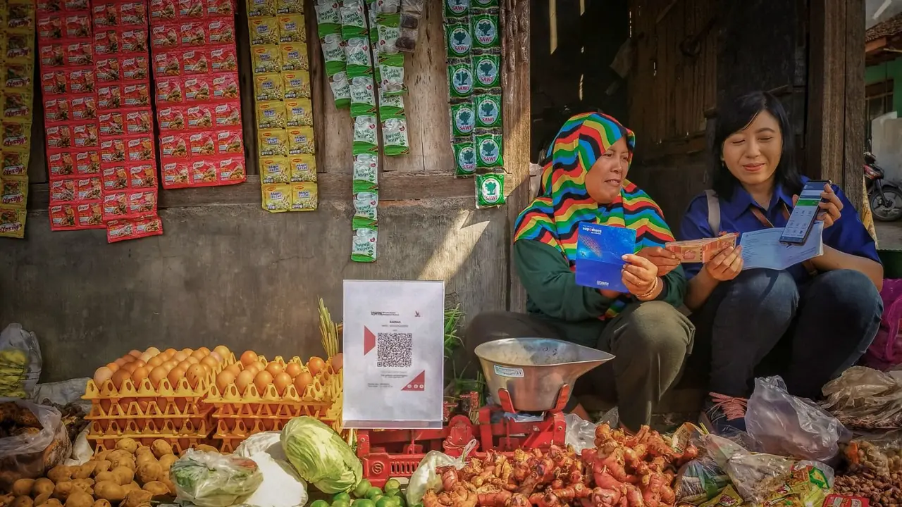 Pelaku UMKM dan Nasabah BRI.