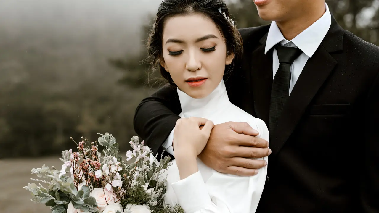 pasangan cinta