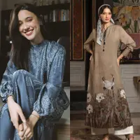Lihat di sini beberapa potret ide baju Lebaran Haji non hijab dari para artis.