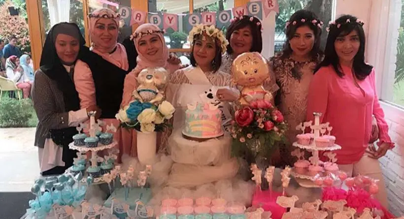 Andi Soraya di acara baby shower. (Instagram)