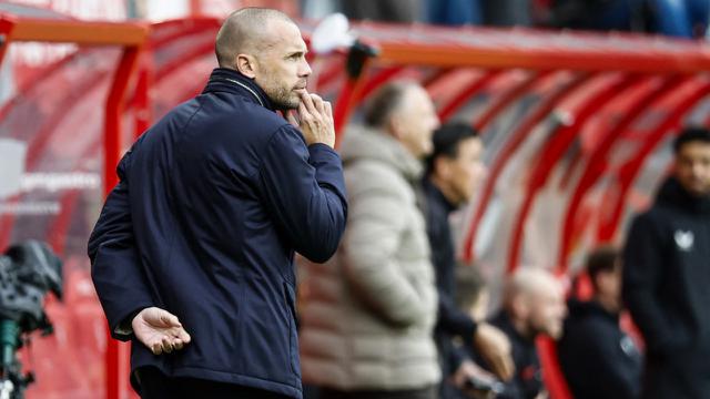 Johnny "John" Heitinga