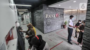 Nasabah Bank DKI Bisa Tarik Tunai Tanpa Kartu di ATM BNI dan CIMB Niaga