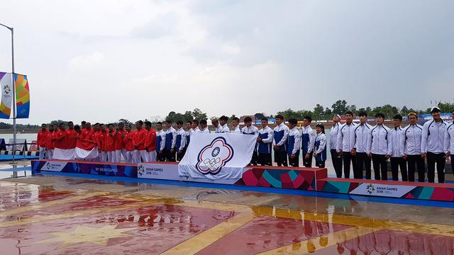 Tim Traditional Boat Race putra Indonesia